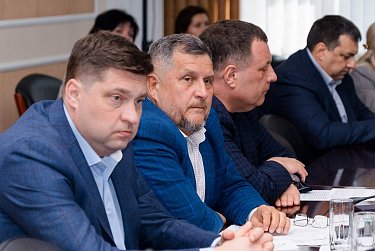 Внеочередное заседание ЗС пройдет 19 апреля